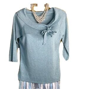 Blue Crew Neck Sweater with Three-Quarter Sleeves